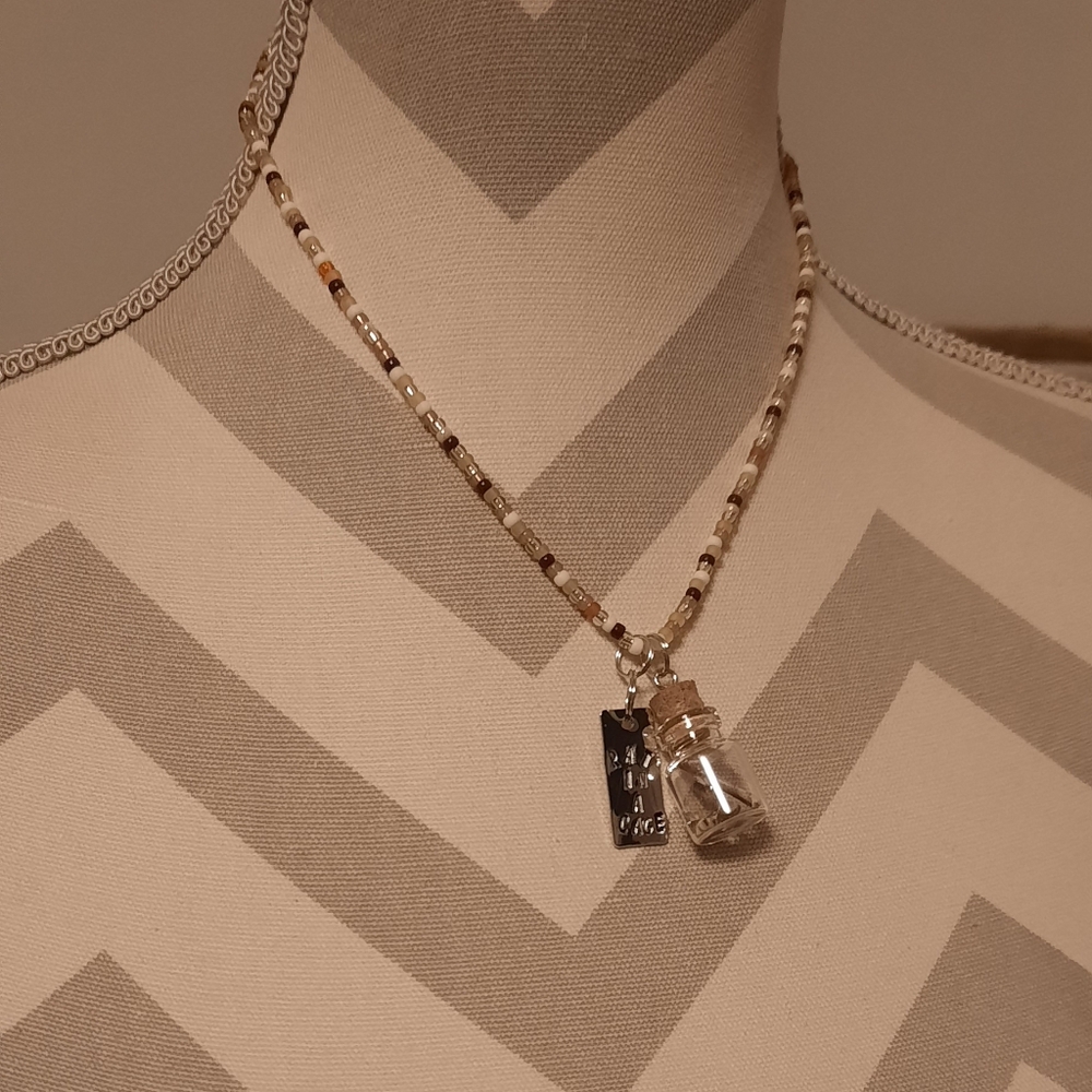 One-of-a-kind Rat Bone Necklace - Picture 2 of 7